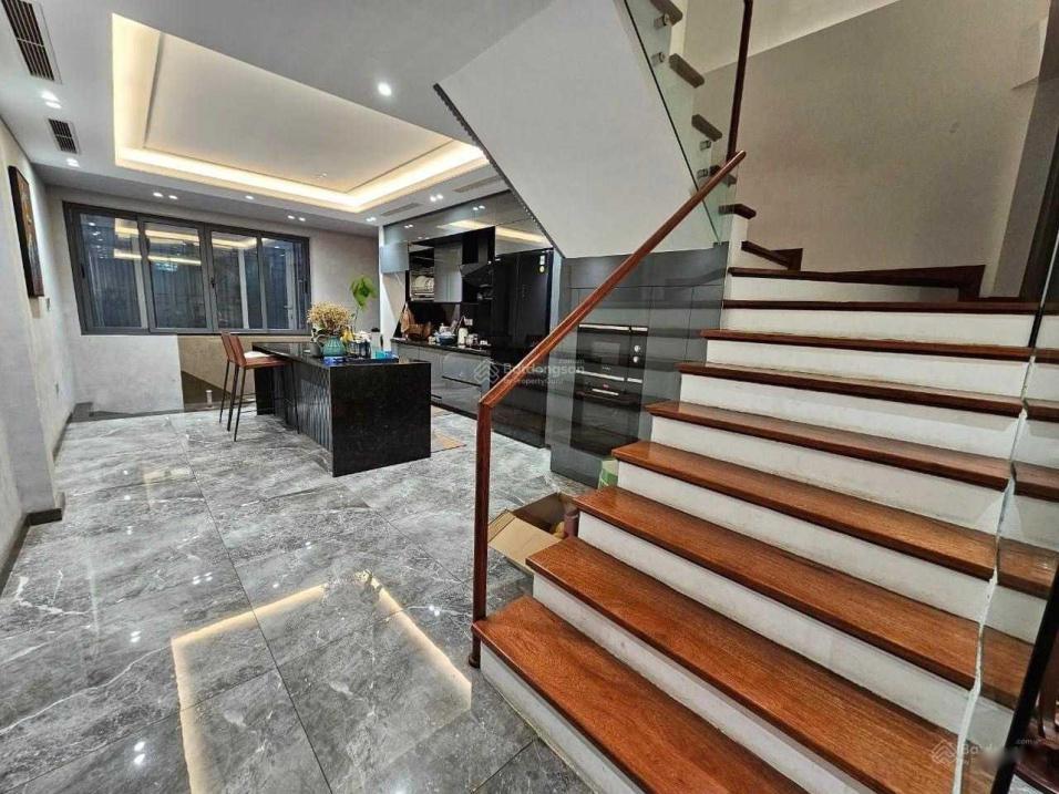 Cần bán gấp bán nhanh nhà biệt thự liền lề 5 tầng, 75 m2, giá 11,2 tỷ tại Hà Đông - Hà Nội