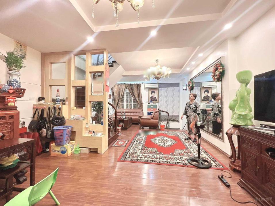 Cần bán nhanh căn nhà 2 tầng, 52 m2 tại Phố Trần Cung - Cổ Nhuế 1 - Bắc Từ Liêm, giá 6,7 tỷ