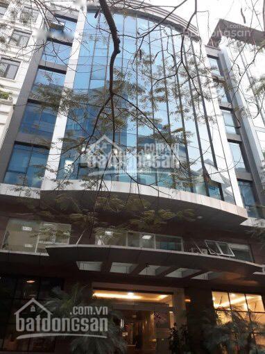 Cần bán nhanh nhà mặt phố đẹp 11 tầng, 680 m2, mặt tiền 52m tại Phố Hai Bà Trưng, giá 499 tỷ