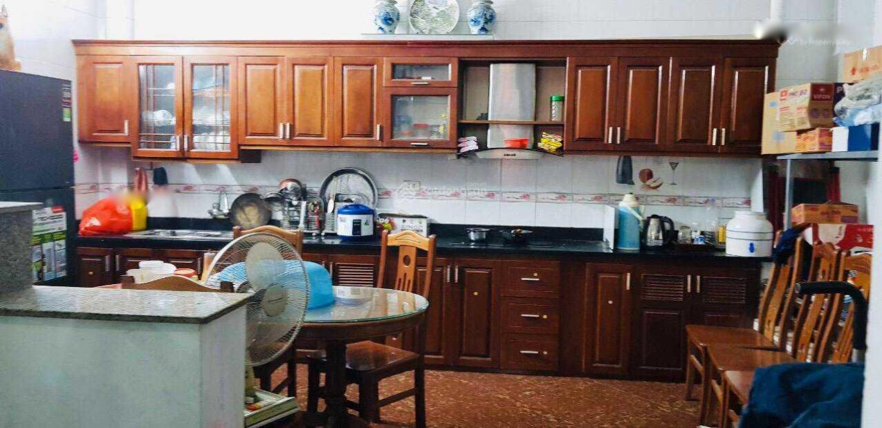 Cần bán gấp bán nhanh nhà mặt tiền 6 tầng, 70 m2, mặt tiền 5m tại Đường Phú Diễn, giá 19 tỷ