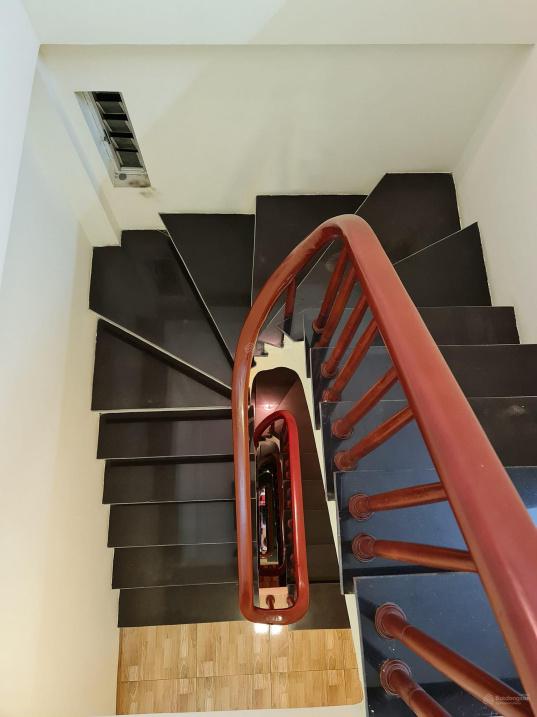 Cần bán nhà sổ riêng 4 tầng, 37 m2 tại Đường Xuân Thủy - Dịch Vọng Hậu - Cầu Giấy - Hà Nội, giá rẻ