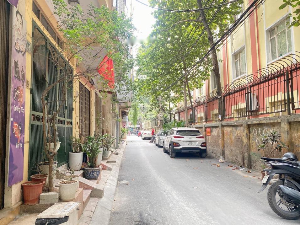 Bán gấp nhà 5 tầng, 60 m2, mặt tiền 4m tại Phố Chùa Bộc - Trung Liệt - Đống Đa, giá 10,5 tỷ