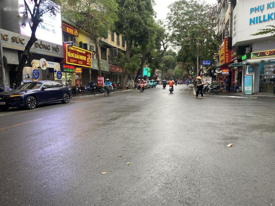 Bán gấp nhà mặt tiền 4 tầng, 109 m2, mặt tiền 4m tại Phố Mai Hắc Đế - Hai Bà Trưng, giá 74 tỷ