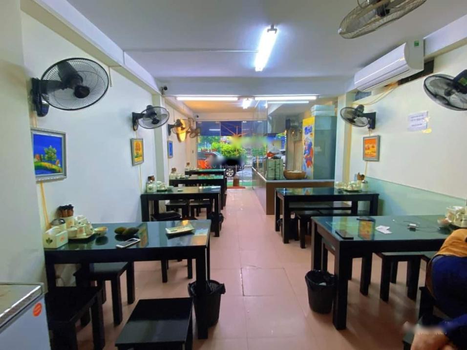 Bán nhanh căn nhà mặt phố 5 tầng, 65 m2, mặt tiền 4m tại Đường Hồ Tùng Mậu - Cầu Giấy, giá 23,5 tỷ