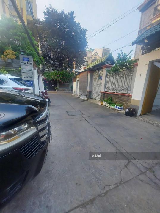 Cần bán ngay biệt thự 3 tầng, 280 m2, giá 31,5 tỷ tại Đường Bạch Đằng - Tân Bình - TP Hồ Chí Minh