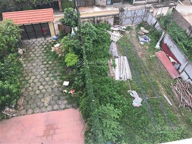 Bán nhanh mảnh đất 250 m2, mặt tiền 10m tại Ngọc Thụy - Long Biên - Hà Nội, giá 21 tỷ