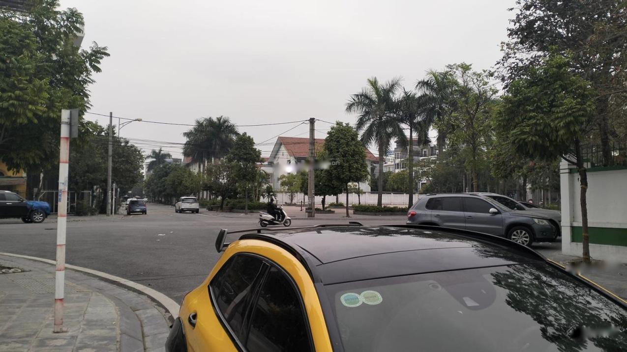 Cần bán nhanh đất 109 m2, mặt tiền 9m, hướng Đông - Nam tại Long Biên - Hà Nội, giá 16,13 tỷ