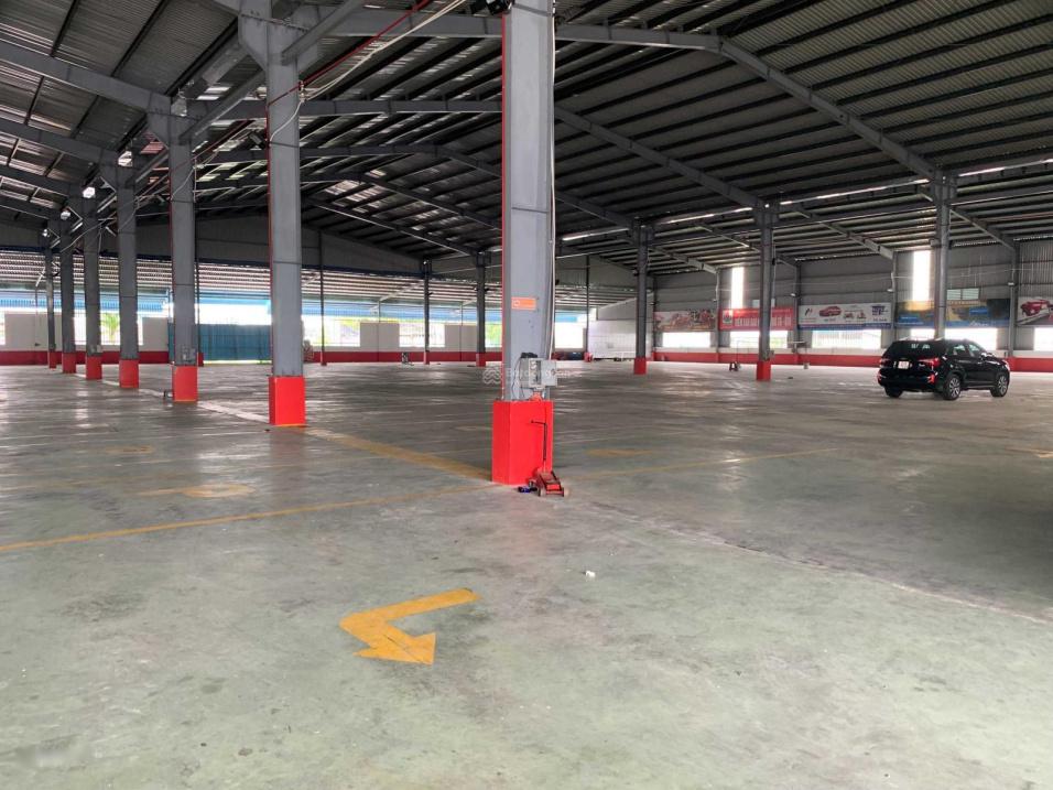 Cho thuê kho 2000m2 - bến xe Rạch Sỏi