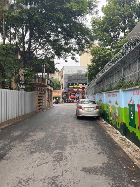 Cần bán nhà phố 2 tầng, 448 m2, mặt tiền 16m tại Đường Tân Canh - 1 - Tân Bình, giá 95 tỷ