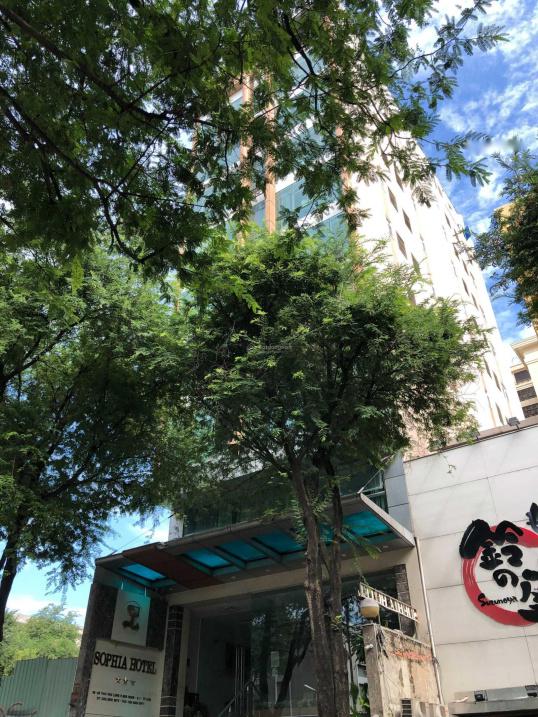 Chuyển nhượng nhà mặt phố 12 tầng, 300 m2 tại Đường Thái Văn Lung - Bến Nghé - Quận 1, giá 370 tỷ