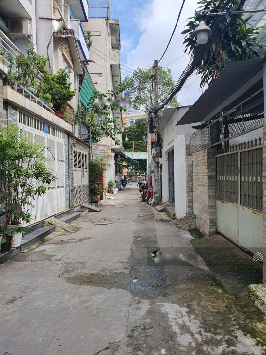 Cần bán gấp bán nhanh nhà sổ riêng 37 m2 tại Đường 3/2 - 11 - Quận 10 - TP Hồ Chí Minh, giá 6,3 tỷ