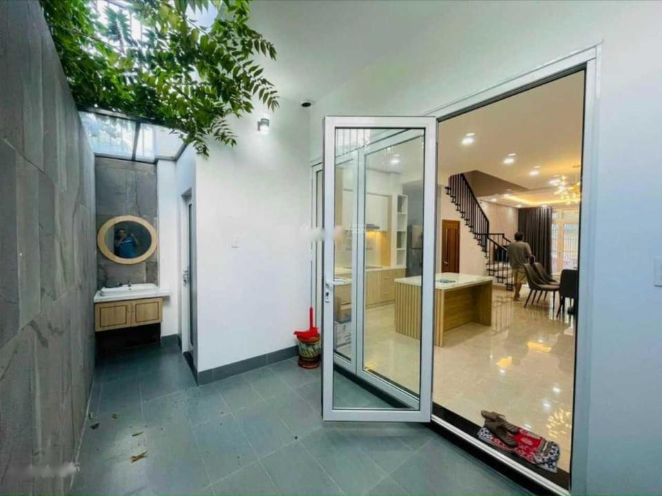 Cần bán nhà biệt thự, liền kề 3 tầng, 75 m2, giá 5,9 tỷ tại Nha Trang - Khánh Hòa - Ảnh 1