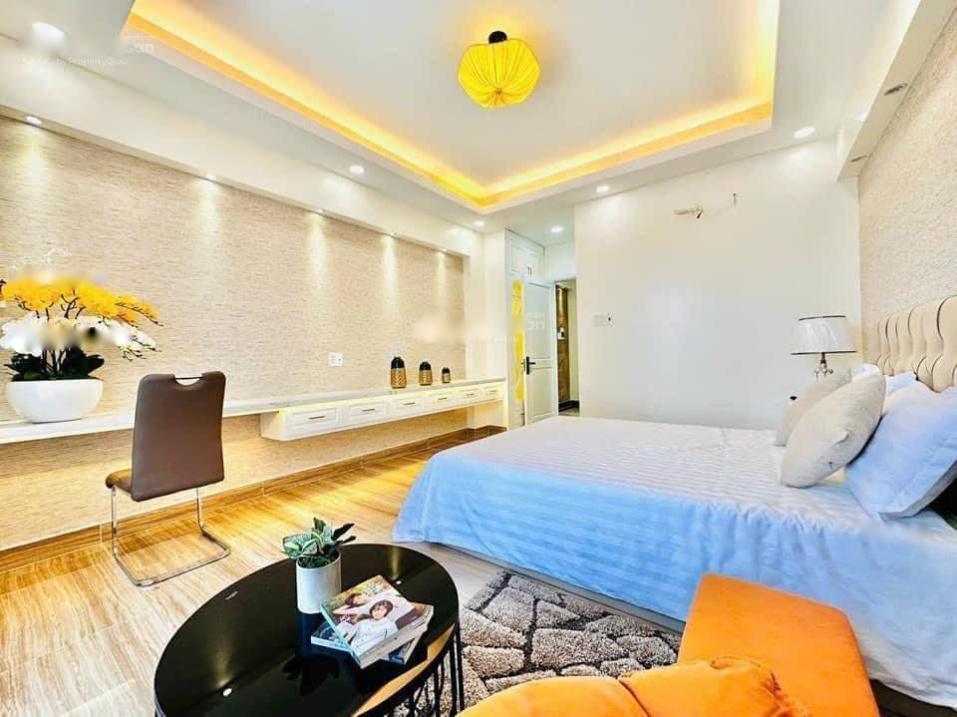 Cần bán gấp bán nhanh nhà 2 tầng tại Đường Tùng Thiện Vương - 12 - Quận 8, giá 2,65 tỷ