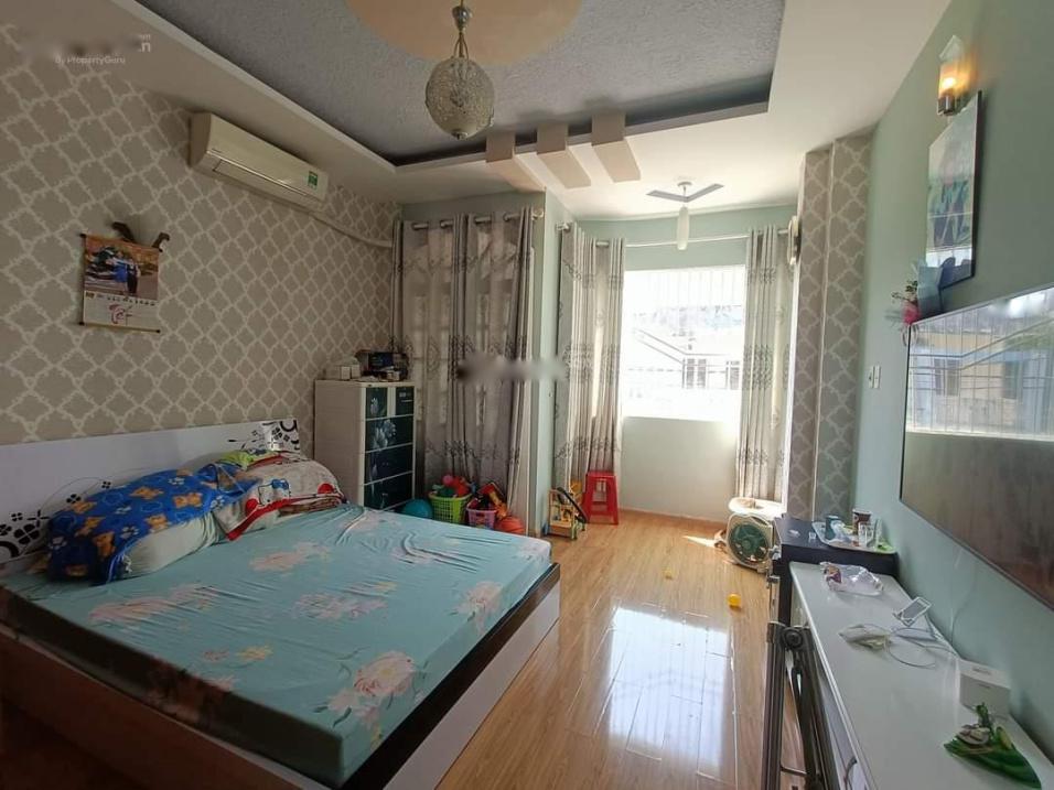 Chuyển nhượng nhà sổ riêng 4 tầng, 84 m2, mặt tiền 4m tại Bình Tân, giá 11,5 tỷ - Ảnh 1