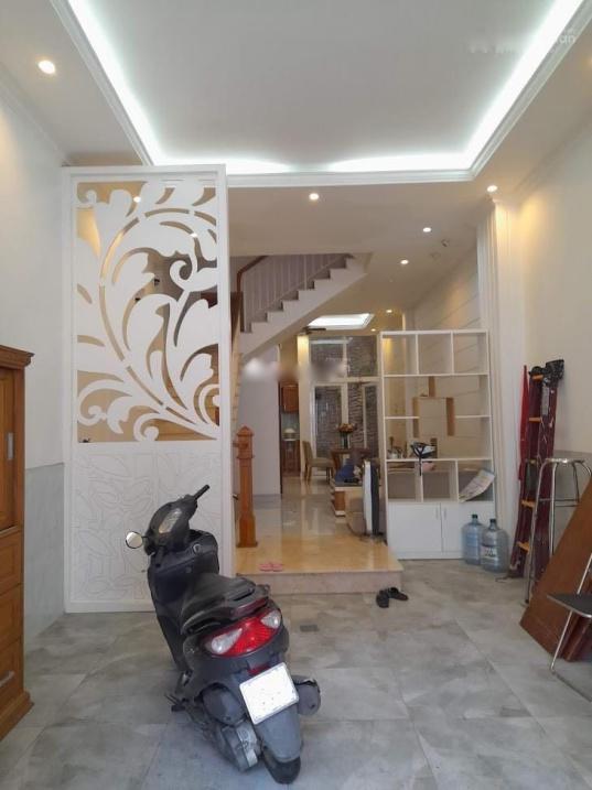 Bán nhanh nhà sổ riêng 4 tầng, 78 m2, mặt tiền 4m tại Đường Trường Chinh - Tân Bình, giá 10,6 tỷ