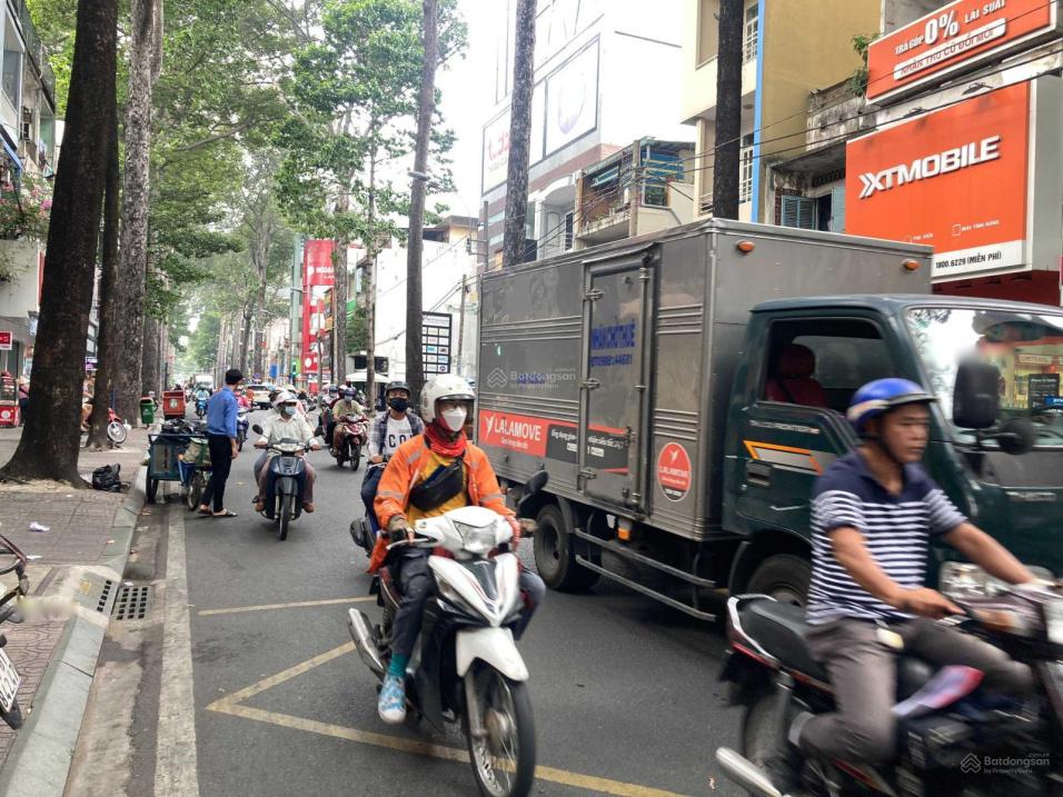 Sở hữu căn nhà mặt phố 3 tầng, 242 m2, mặt tiền 16m tại Đường Trần Quang Khải - Quận 1, giá 119 tỷ - Ảnh 1