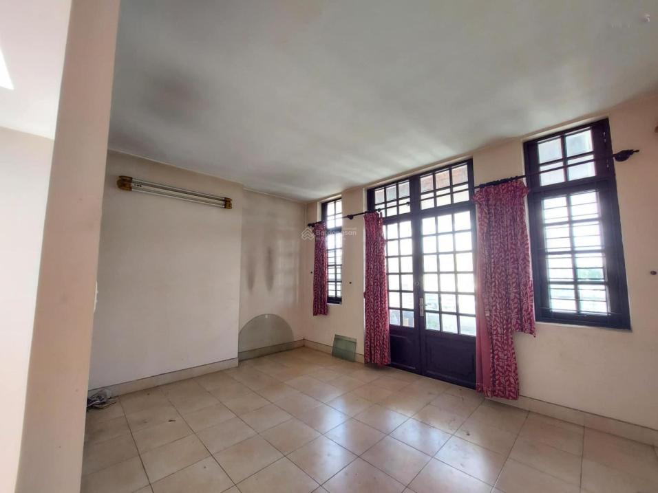 Sở hữu nhà mặt phố đẹp 4 tầng, 83 m2, mặt tiền 5m tại Đường Cách Mạng Tháng Tám, giá 17,5 tỷ