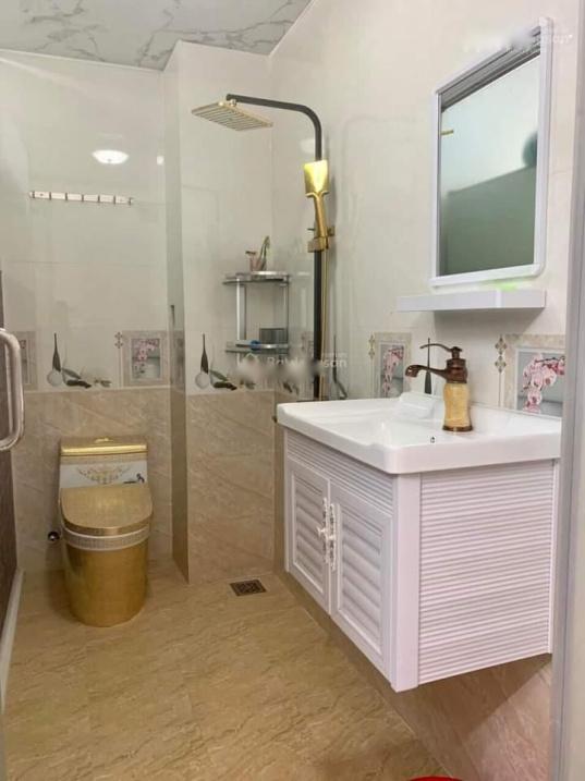 Cần bán nhanh nhà đất 4 tầng, 72 m2 tại Đường Chiến Lược - Bình Trị Đông A - Bình Tân, giá 5,8 tỷ