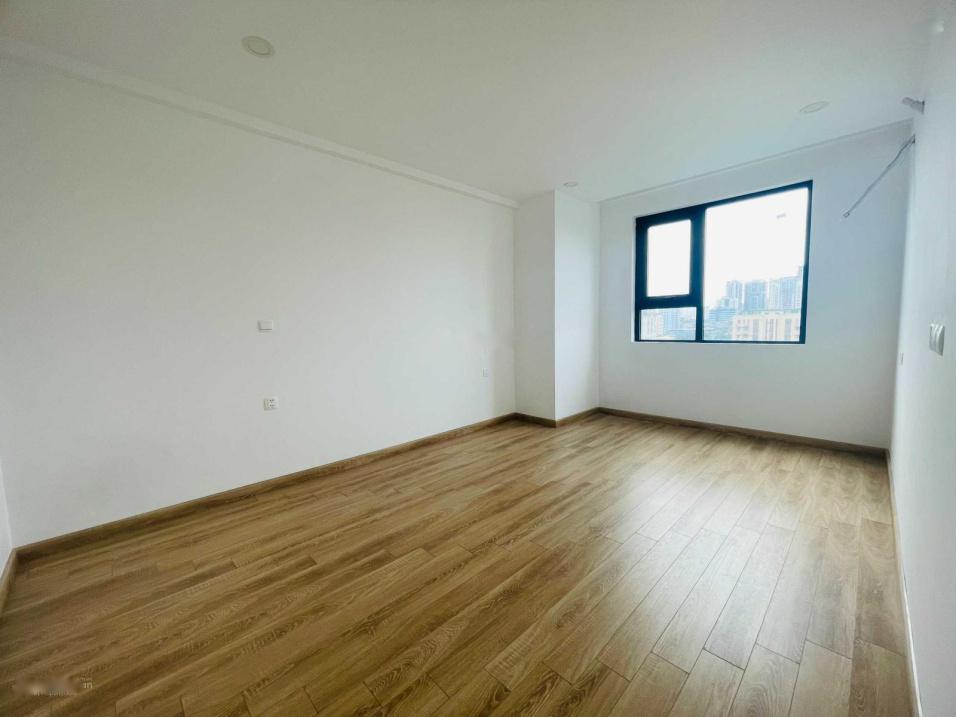 Bán căn hộ 3 phòng ngủ, 107 m2, giá 4,82 tỷ tại Đường Duy Tân - Dịch Vọng Hậu - Cầu Giấy - Hà Nội