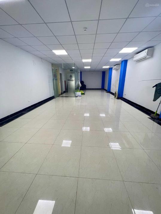 Chính chủ văn phòng 110m2, phố Hoàng Văn Thái - Thanh Xuân - Ảnh 1