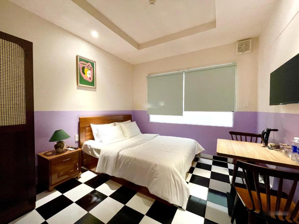 Thuê ngay phòng trọ 20 m2 tại Đường Cống Quỳnh - Quận 1, đầy đủ nội thất, giá 6 tr/tháng