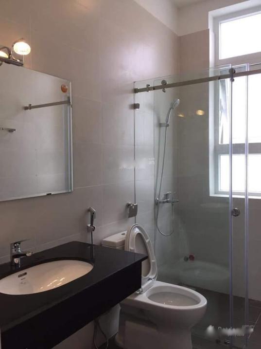 Cho thuê gấp liền kề 75 m2 tại Đường Bưng Ông Thoàn - Quận 9 - TP Hồ Chí Minh, giá 13 tr/tháng