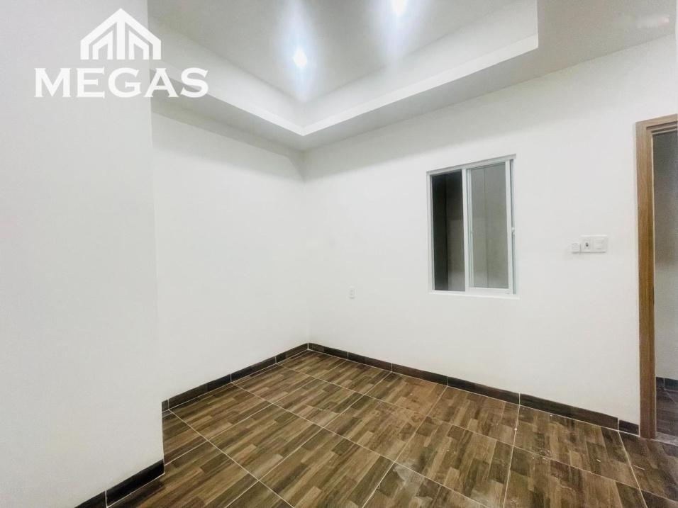 Cần cho thuê phòng 20 m2 tại Đường Trần Hưng Đạo - 10 - Quận 5, đầy đủ nội thất, giá 5 triệu/tháng