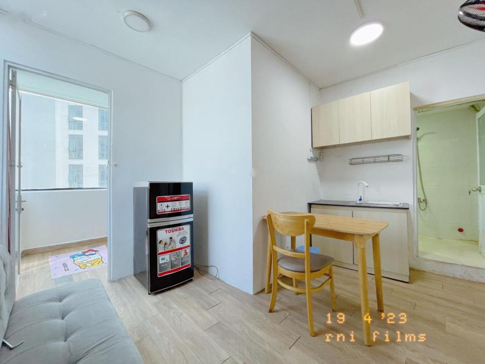 Thuê ngay nhà trọ phòng trọ 60 m2 tại Đường Nguyễn Trãi - Quận 1, sẵn nội thất, giá 10 triệu/tháng