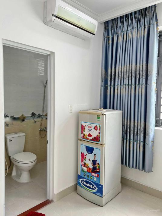 Cho thuê nhà trọ, phòng trọ 25 m2 tại Đường Huỳnh Tấn Phát - Quận 7, sẵn nội thất, giá 4 tr/tháng