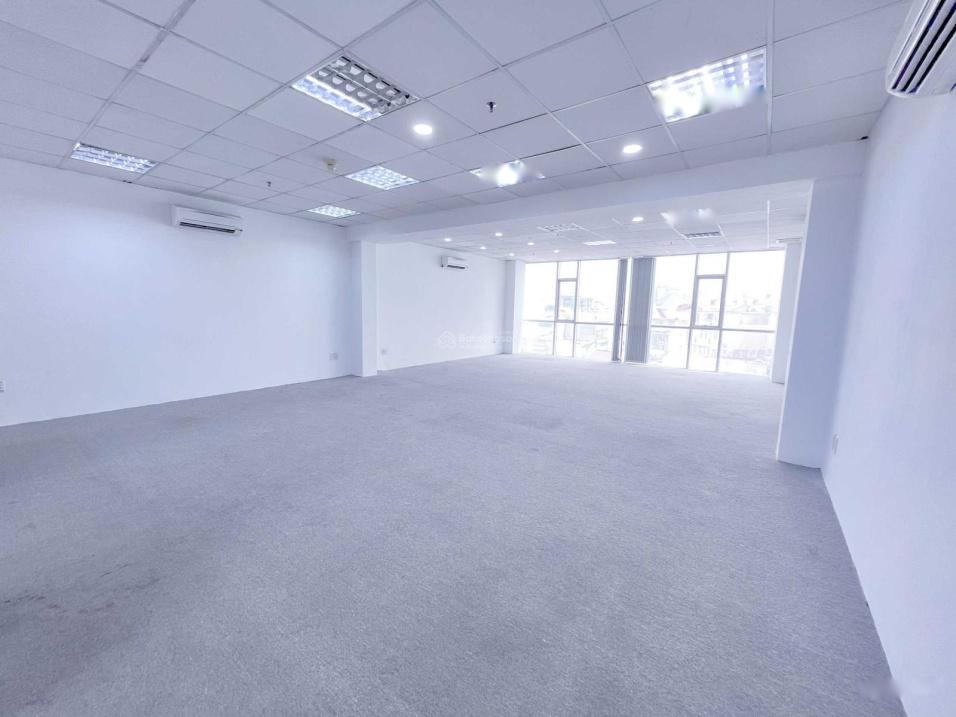 Giảm giá 50% cho sàn VP 75m2 - 100m2 ngay ngã tư Phú Nhuận - Ảnh 1