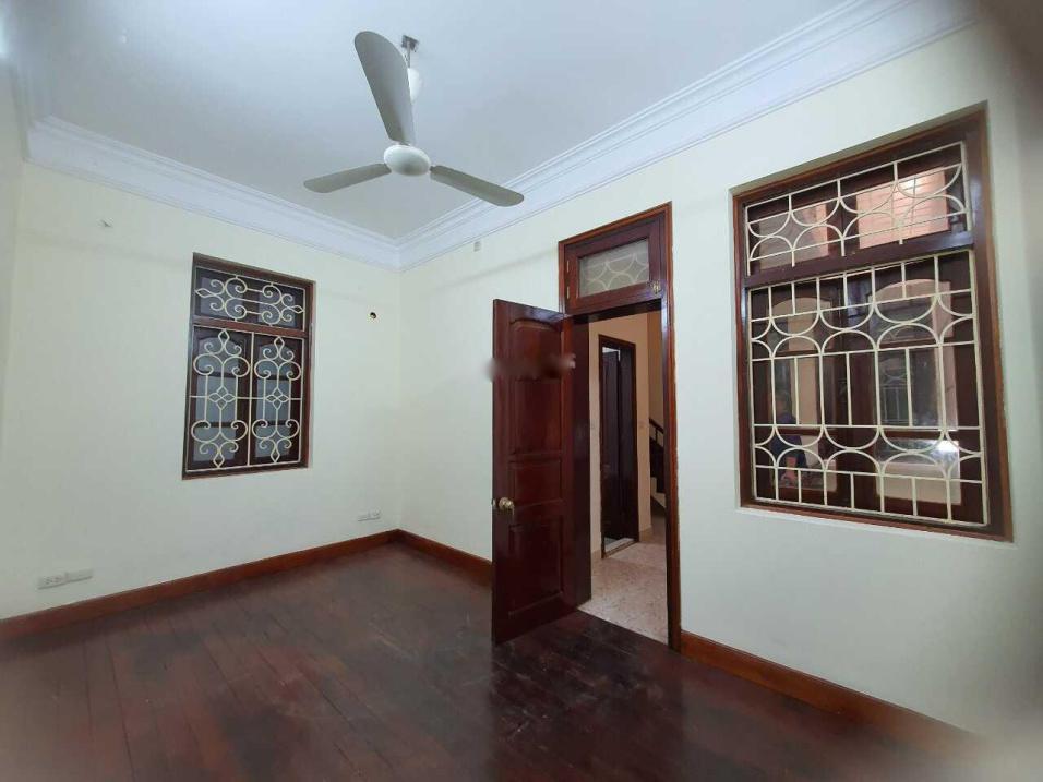 Cho thuê gấp căn nhà riêng tại Đường Láng - Láng Hạ - Đống Đa, 60 m2, 3 tầng, giá 19 triệu/tháng