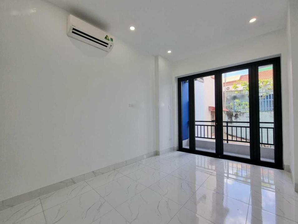 Cần cho thuê gấp nhà shr tại Đường Nguyễn Tri Phương, 105 m2, nội thất đầy đủ, giá 19 tr/tháng - Ảnh 1