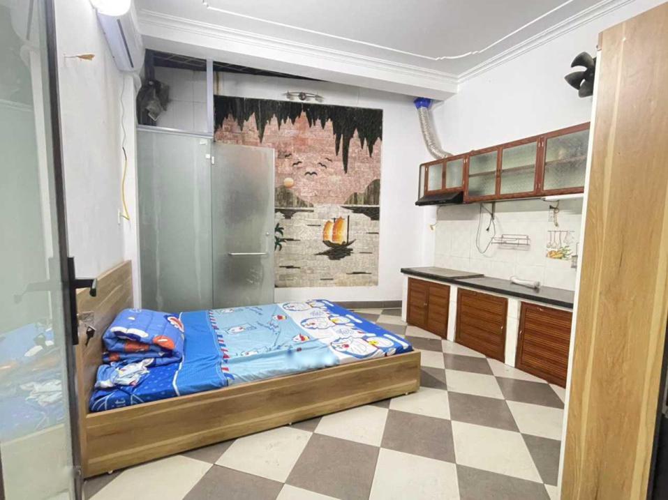 Thuê ngay phòng trọ 25 m2 tại Phố Khương Hạ - Thanh Xuân, đã có nội thất, giá 3 tr/tháng