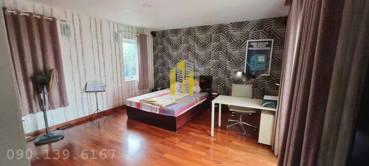 Thuê ngay nhà sổ hồng riêng tại Đường Nguyễn Văn Hưởng, 600 m2, sẵn nội thất, giá 163 tr/tháng