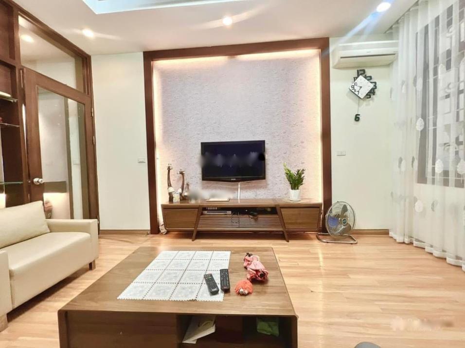 Cần bán gấp bán nhanh căn nhà 4 tầng, 58 m2, mặt tiền 4m tại Phố Trung Kính, giá 12,3 tỷ