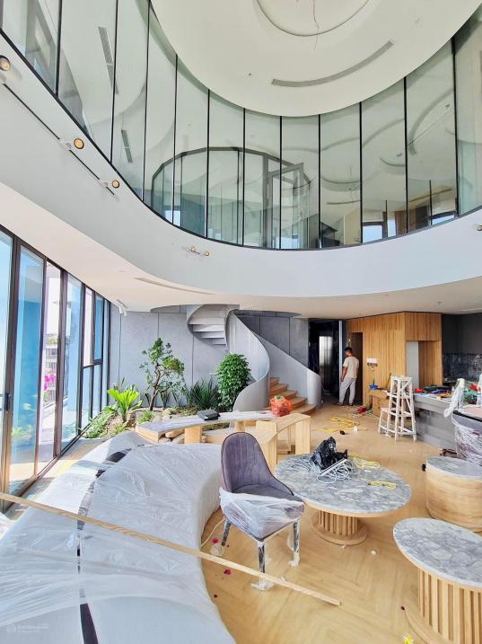 Sở hữu ngay nhà mặt tiền 10 tầng, 246 m2, mặt tiền 10m tại Đường Âu Cơ - Tây Hồ, giá 102 tỷ