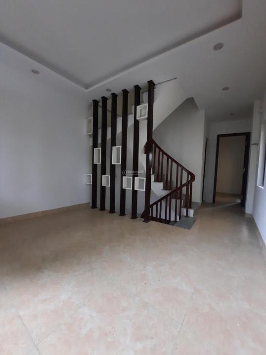 Sở hữu căn nhà 4 tầng, 30 m2, mặt tiền 3m, hướng Đông tại Phường Phú Lương - Hà Đông, giá 2,3 tỷ