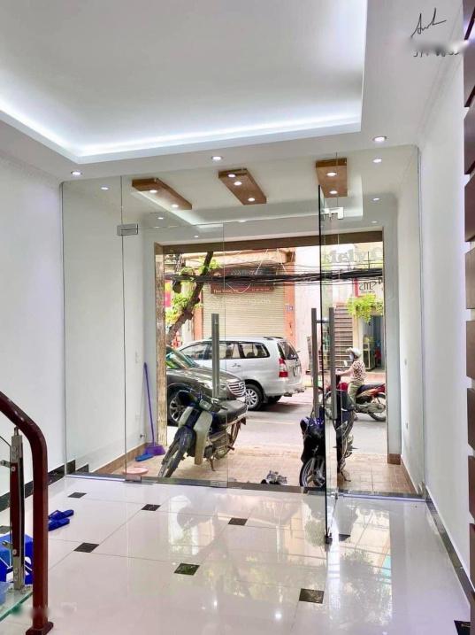 Sở hữu nhà mặt phố đẹp 8 tầng, 62 m2 tại Phố Doãn Kế Thiện - Mai Dịch - Cầu Giấy, giá 15 tỷ