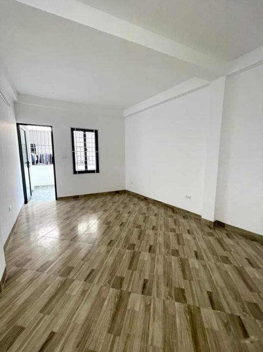 Cần bán nhanh nhà sổ hồng riêng 5 tầng, 40 m2, mặt tiền 3m tại Đường Nguyễn Viết Xuân, thỏa thuận