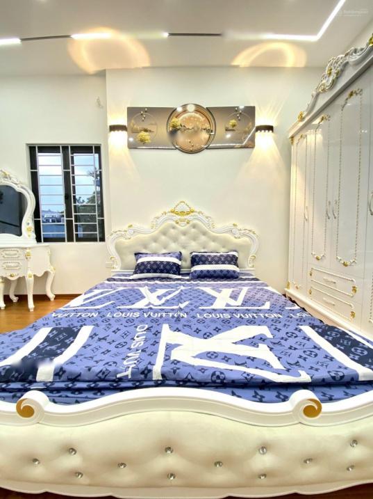 Cần bán nhanh nhà shr 5 tầng, 56 m2, mặt tiền 5m tại Đường Nguyễn Ngọc Nại, giá 16,8 tỷ - Ảnh 1