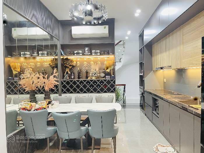 Sở hữu nhà mặt tiền 5 tầng, 45 m2, mặt tiền 4m tại Đường Đền Lừ - Hoàng Mai, giá 8,4 tỷ