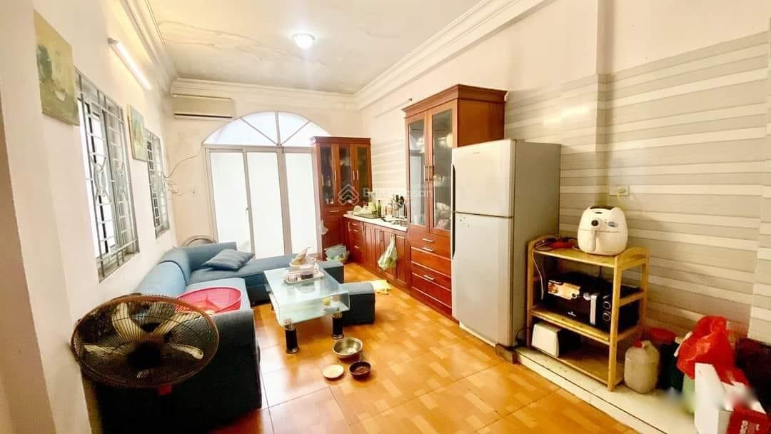 Cần bán nhà shr 5 tầng, 40 m2, mặt tiền 4m tại Đường Phạm Ngọc Thạch - Đống Đa, giá 6,9 tỷ