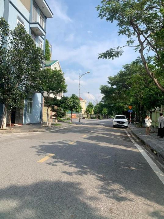 Cần bán ngay căn nhà mặt phố 5 tầng, 86 m2 tại Đường Nguyễn Khang - Cầu Giấy, giá 36,12 tỷ - Ảnh 1