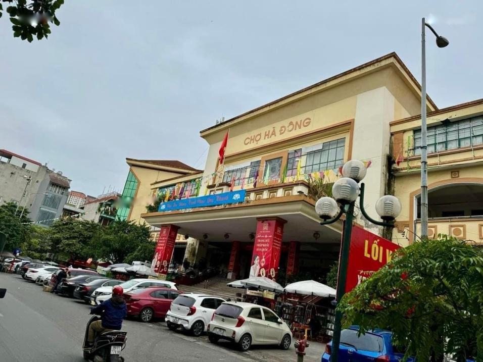 Bán gấp căn nhà mặt phố 55 m2 tại Đường Lê Lợi - Nguyễn Trãi - Hà Đông - Hà Nội, giá rẻ