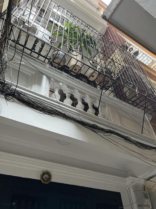 Chuyển nhượng căn nhà đẹp 5 tầng, 35 m2, mặt tiền 5m tại Đường Trần Duy Hưng, giá 5,4 tỷ - Ảnh 1