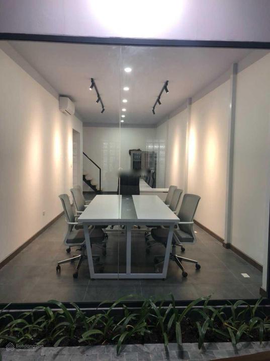 Sở hữu nhà phố 2 tầng, 120 m2, mặt tiền 8m tại Đường Phố Lộc - Xuân Đỉnh - Bắc Từ Liêm, giá 20 tỷ