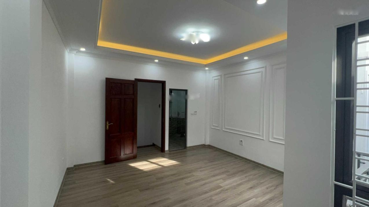 Cần bán gấp nhà đẹp 5 tầng, 50 m2 tại Phố Trần Cung - Cổ Nhuế 2 - Bắc Từ Liêm - Hà Nội, giá 5,5 tỷ