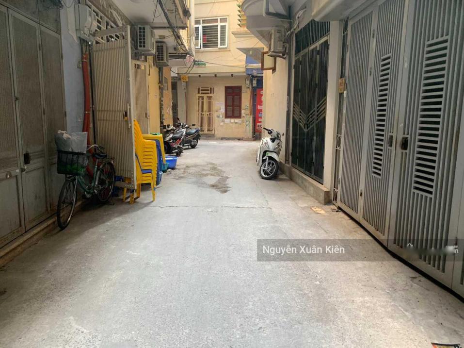 Cần bán gấp căn nhà riêng 5 tầng, 58 m2, mặt tiền 3m tại Phố Trung Kính - Cầu Giấy, giá 12,5 tỷ - Ảnh 1