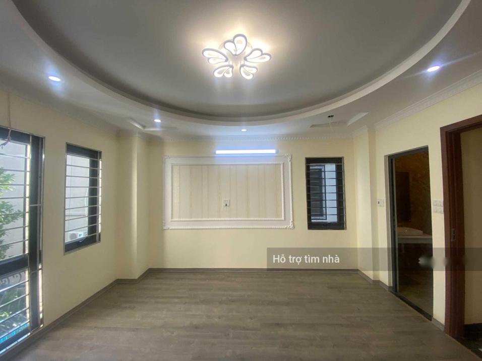 Cần bán gấp bán nhanh nhà đẹp 5 tầng, 30 m2 tại Đường Tố Hữu - Hà Đông, giá 2,75 tỷ