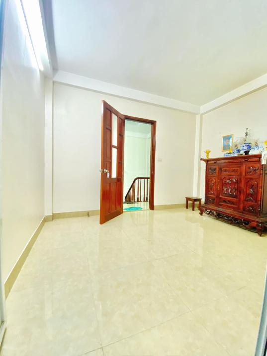 Bán nhà shr 4 tầng, 52 m2, mặt tiền 3m tại Đường Xuân Thủy - Dịch Vọng - Cầu Giấy - Hà Nội, giá rẻ